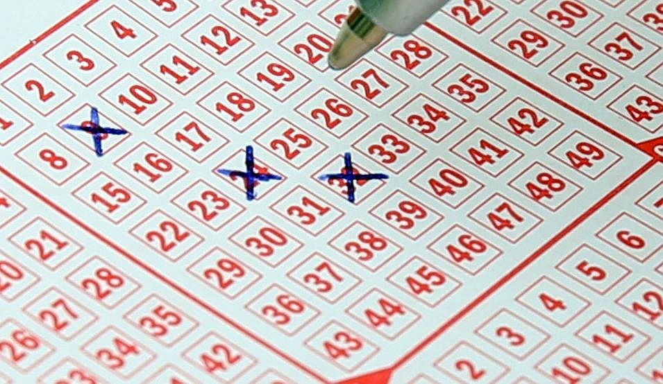 Конкурсный управляющий предприятия ЖКХ в Хакасии от безысходности купил лотерейные билеты