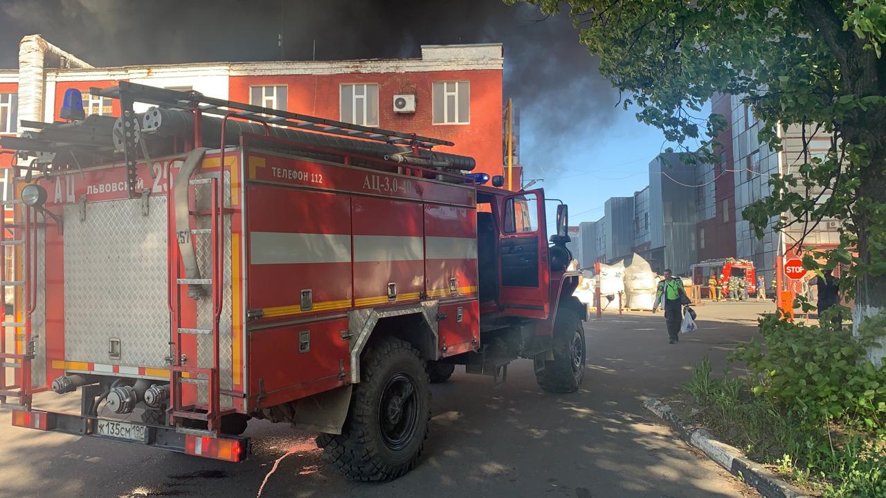 Крупный пожар возник в Подольске | 03.06.2021 | Подольск - БезФормата