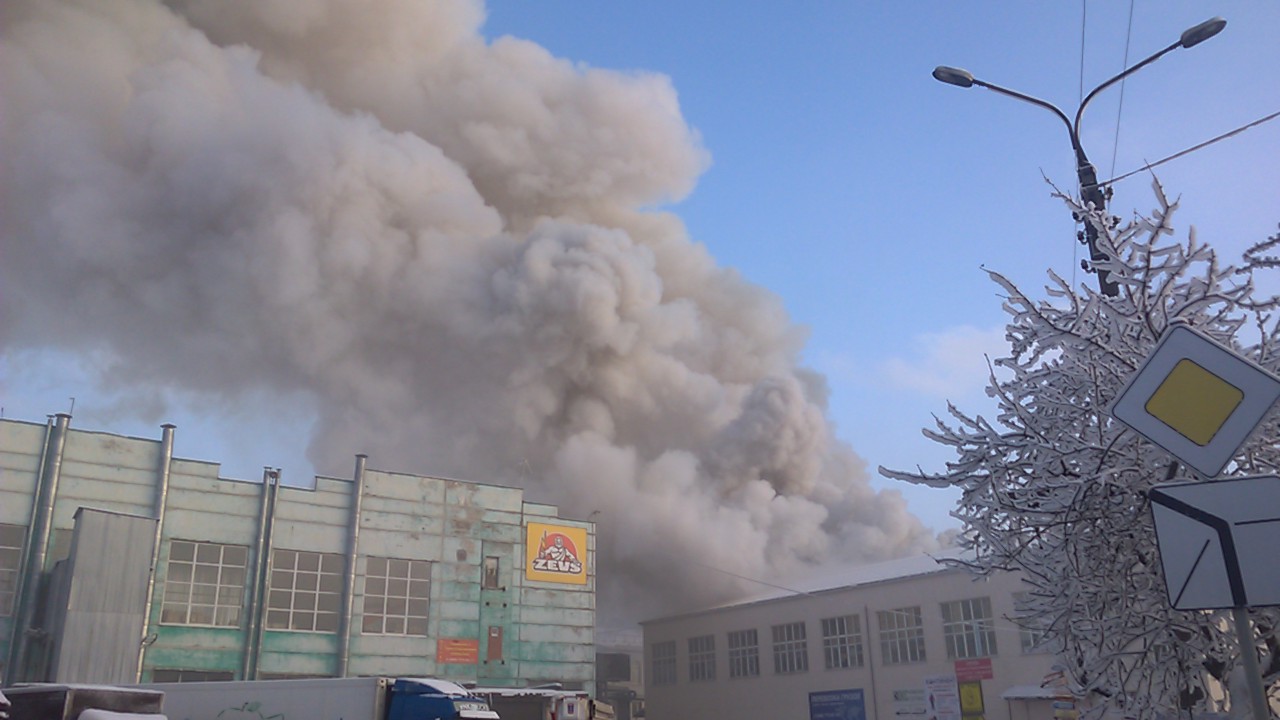 Завод калинина подольск пожар. Подольск зингер завод пажа пожар. Территория завода зингер подольск. Пожар в климовске 2021. 12.